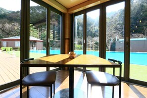 Dining - Amis Droles LIBERTY RESORT (Kawazu)