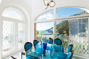 Villa, 4 Bedrooms | In-room dining -  Palazzo della Storia (Amalfi)