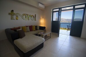 Apartment, 3 Bedrooms | Living room - Loggos view apartments (Kefalonia)