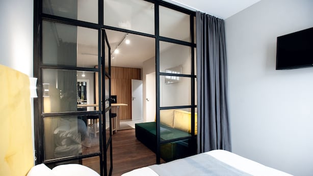 Comfort Apartment | In-room safe, soundproofing, iron/ironing board (on request), free WiFi - Austrian Apart Hotel (Lviv)