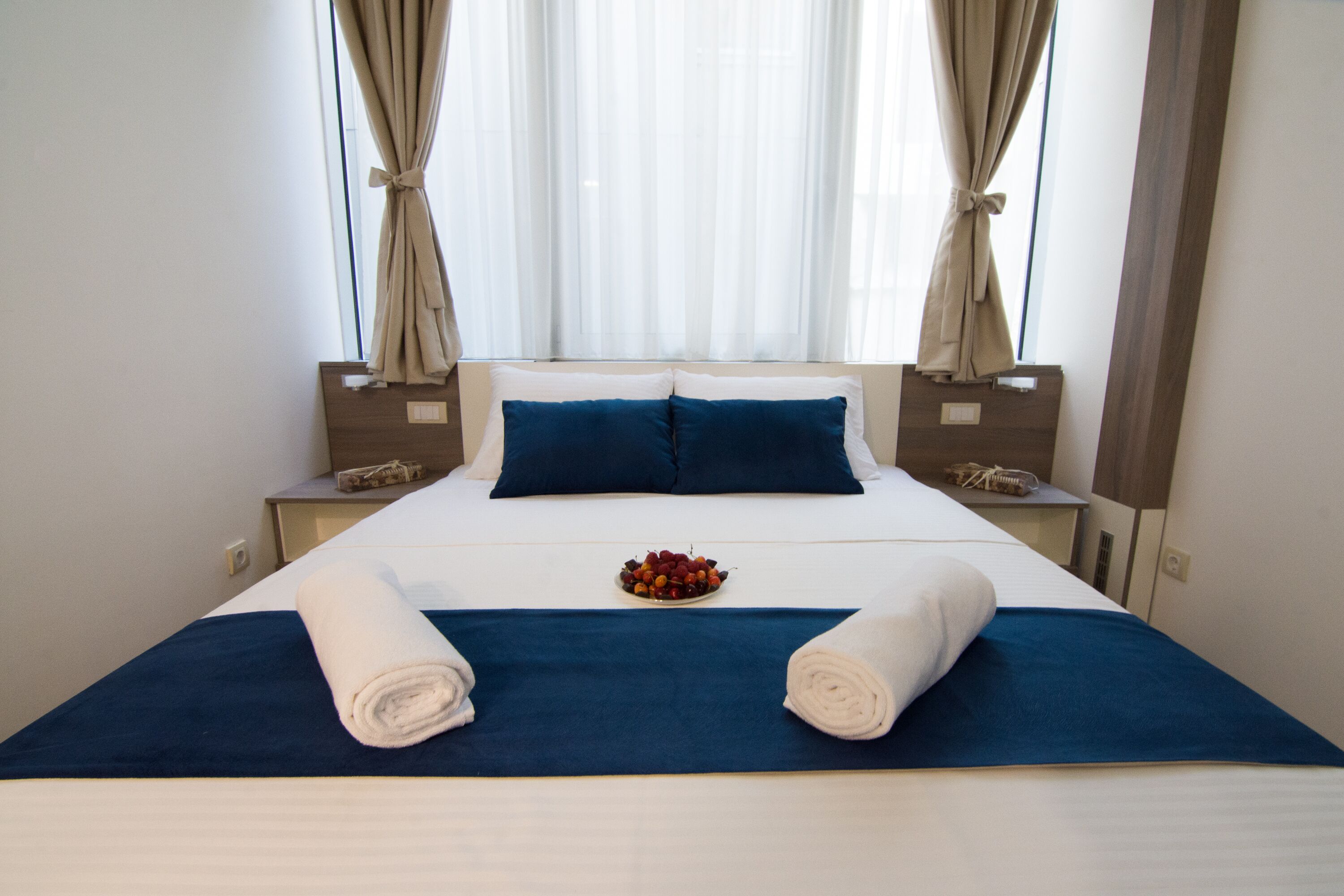 Premium bedding, minibar, in-room safe, desk