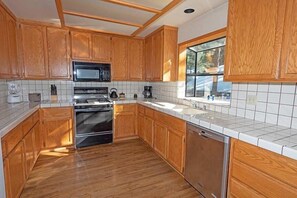Unclassified image, 4 of 21, button - Modern Home Near Mt. Bike Trails, Minutes to Heavenly! (South Lake Tahoe)