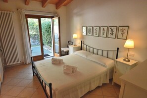 Apartamento, 2 quartos | 2 quartos, ferros/tábuas de passar roupa, Wi-Fi de cortesia