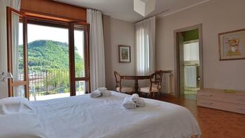 Villa, 5 Bedrooms | 5 bedrooms, free WiFi, bed sheets