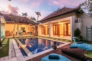 Front of property – evening/night - Villa Daria (Seminyak)