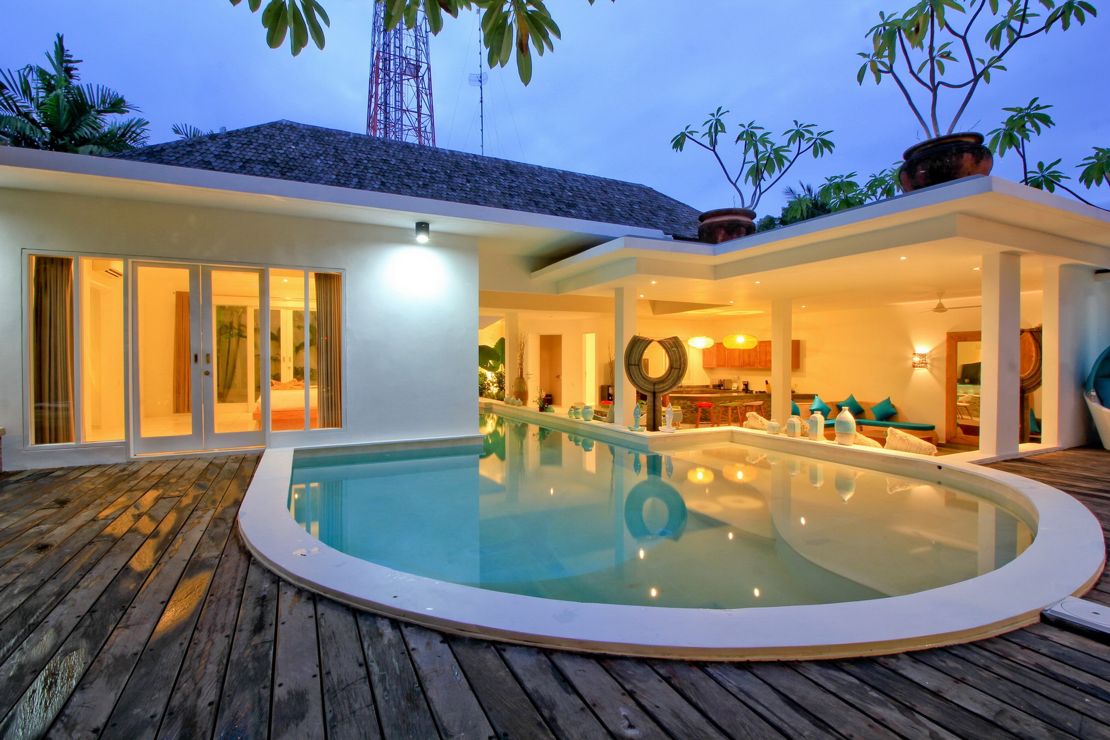 Façade de l’hébergement  – soirée/nuit