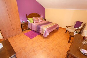 1 makuuhuone, silitysrauta/-lauta, Wi-Fi, vuodevaatteet