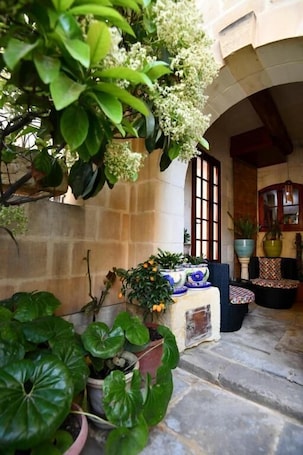 ์๋ฐ ์์ค ๊ตฌ๋ด