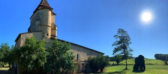 Country cottage with swimming pool