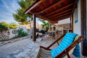 Design Apartment, 2 Bedrooms | Terrace/patio
