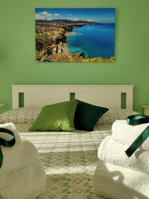 Kahden hengen huone, vuoristonäköala (Sorrento) | Ylelliset vuodevaatteet, untuvapeitot, yksilöllisesti sisustettu