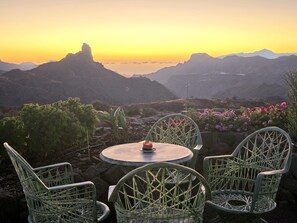 Hypo-allergenic bedding, down comforters, bed sheets - Mountain Hostel Finca la Isa (Tejeda)