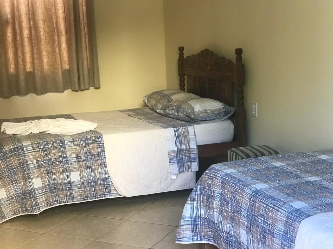 Standard Double or Twin Room, Multiple Beds | Minibar, free WiFi, bed sheets