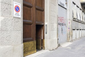 Exterior - Macchi Master Guest apartment (Milan)