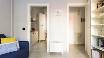 Appartement, 1 chambre | Coin séjour | Télévision à écran plat