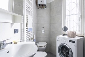 Appartement, 1 chambre | Salle de bain