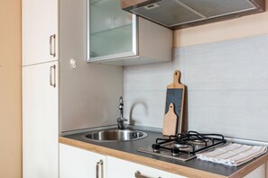 Private kitchen - Asso Master Guest apartment (Milan)