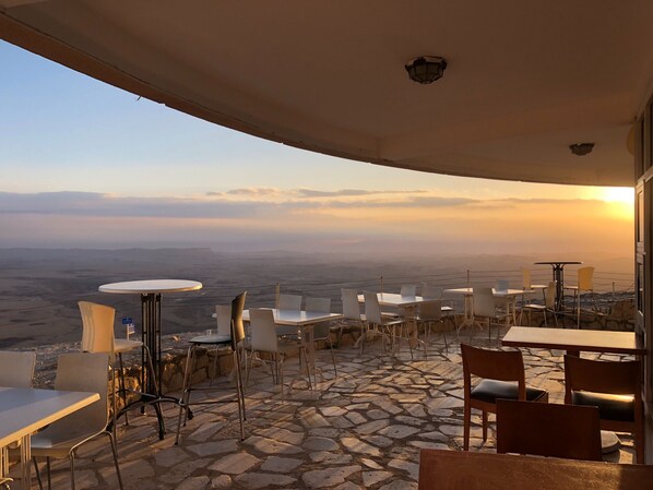 Petit déjeuner continental compris tous les jours
