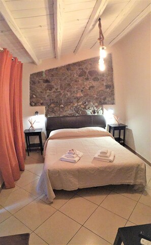 Chambre Design, vue jardin