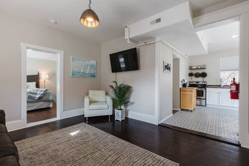 The Roost | Hot Tub | Pet Friendly