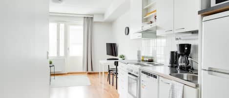 Standard-studiolejlighed - sauna | Privat køkken | Køleskab, mikrobølgeovn, ovn, kogeplade
