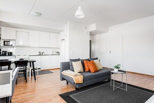 标准公寓, 2 间卧室, 桑拿浴 | 客房内用餐