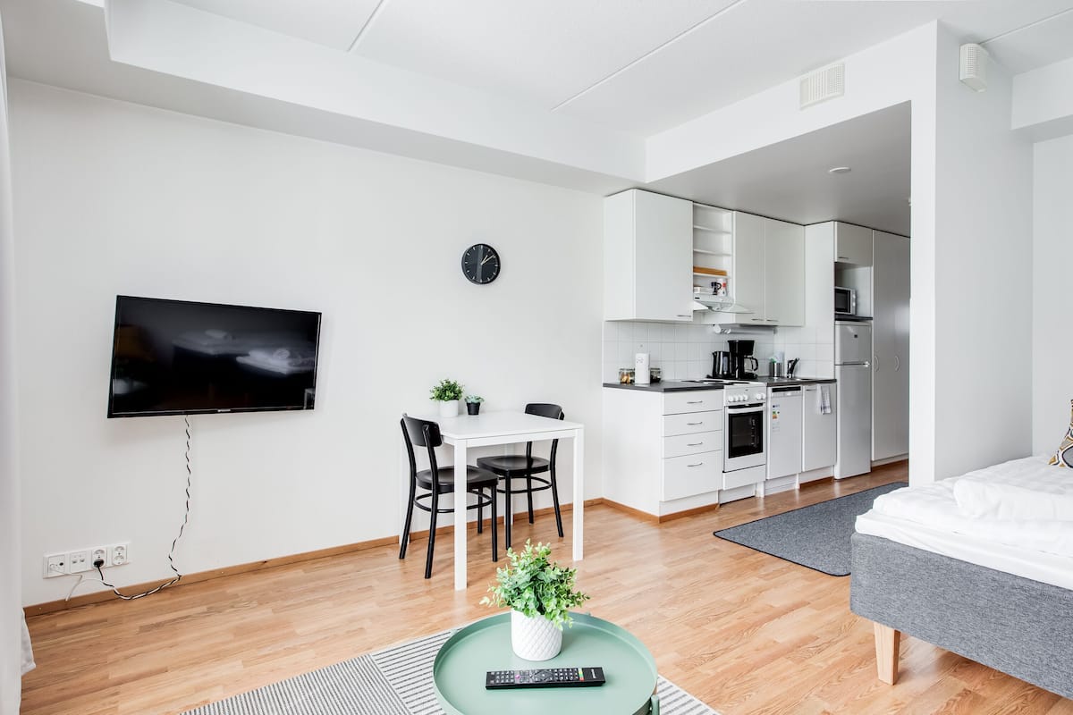 Estudio estándar, sauna | Servicio a la habitación