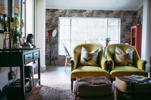 Interior - Timeless Elegance for Discerning Traveler (Bloemfontein)