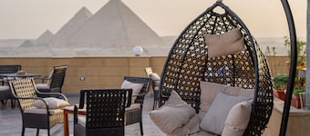 Gardenia Pyramids View Inn - Rooftop