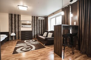 Studio | Bügeleisen/Bügelbrett, kostenloses WLAN, Bettwäsche