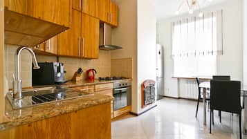 Căn hộ, 2 phòng ngủ | Bếp riêng | Tủ lạnh, lò vi sóng, lò nướng, bếp nấu
