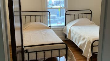 3 bedrooms, iron/ironing board, travel crib, free WiFi