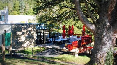 埃塔普·奥弗涅居民公寓