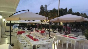 مطعم