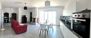Fogão, cooktop, cafeteira/chaleira
