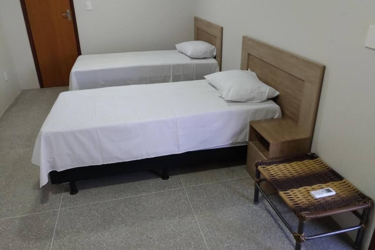 Minibar, camas plegables/adicionales, wifi gratis y ropa de cama