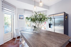 Private kitchen - Villa Al'Azraa by CorfuEscapes (Corfu)