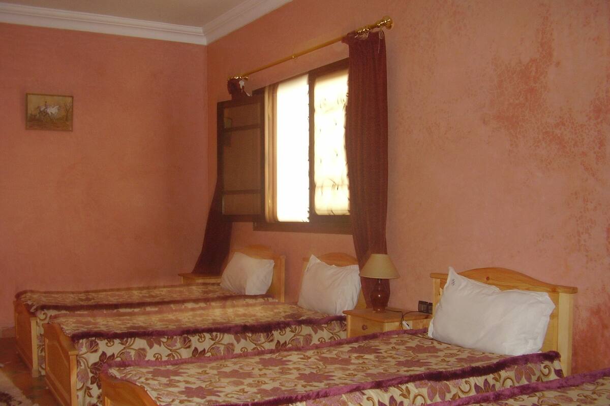 Standard Room | Wi-fi percuma, cadar katil 