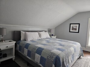 3 bedrooms, iron/ironing board, travel cot, free WiFi