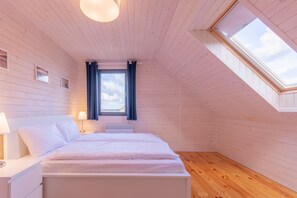 3 slaapkamers, reisbedje, gratis wifi, beddengoed