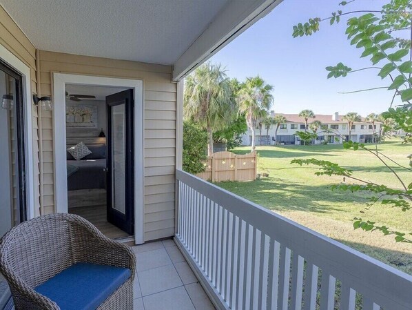 Condo | Terrace/patio - La Casa Del Mar 600 Star5Vacations (Dunedin)