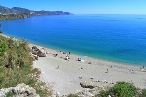 Platja a a prop