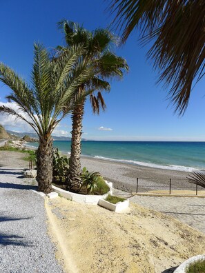 Beach nearby - Torrox Beach Club | CG R985 (Torrox Costa)