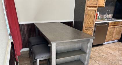 Alle kilometrin päässä Fort Sill 2 makuuhuoneesta !!!!