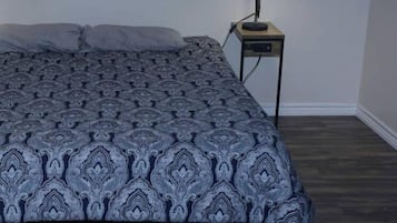 1 habitación, wifi y ropa de cama