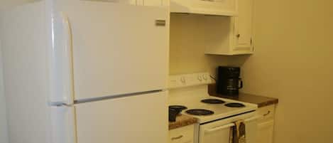 Refrigerador, parrilla de estufa y lavavajillas