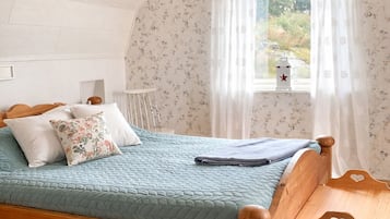 4 sovrum, skrivbord, strykjÀrn/strykbrÀda och gratis wi-fi