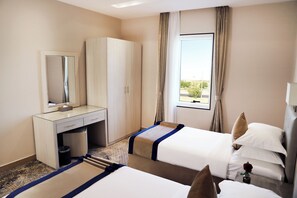 In-room safe, iron/ironing board, free WiFi, bed sheets - Banan Serviced Apartments بنان للشقق المخدومه (Tabuk)