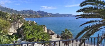 Sleeps 9 | Casa Vista Bella | CG R1248