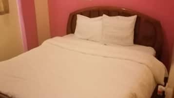 Apartment, 2 Bedrooms | 2 bedrooms, desk, laptop workspace, free WiFi